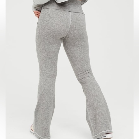 OFFLINE By Aerie The Hugger High Waisted Foldover Flare Legging, XS - Picture 3 of 8